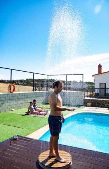 Apartamento Loft La Encina Torrejon el Rubio Ngoại thất bức ảnh